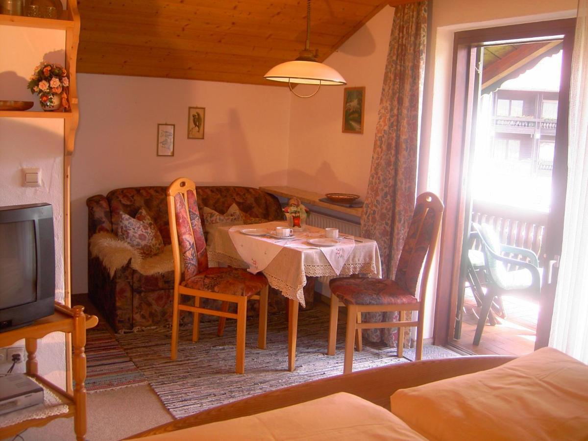 Haus Gehmacher-Maier - Chiemgau Karte Hotel Инцел Екстериор снимка